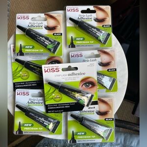 Kiss Strip Lash Adhesive in black Bundle 58325